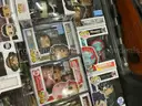 Collectibles: &#x22;Figurines&#x22; (JUL25-804X)
