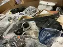 Apparel: Manually Sorted &#x22;Shoes, Handbags and Totes&#x22; (JUL25-848X)