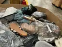 Apparel: Manually Sorted &#x22;Shoes, Handbags and Totes&#x22; (JUL25-850X)