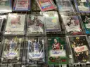 Collectible: Sport cards &#x26; Memorabilia (JUL25-H023)