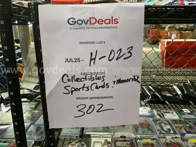 Collectible: Sport cards &#x26; Memorabilia (JUL25-H023)