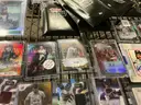Collectible: Sport cards &#x26; Memorabilia (JUL25-H023)