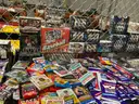 Collectible: Sport cards &#x26; Memorabilia (JUL25-H023)