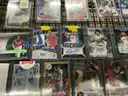 Collectible: Sport cards &#x26; Memorabilia (JUL25-H023)