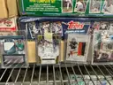 Collectible: Sport cards &#x26; Memorabilia (JUL25-H043)