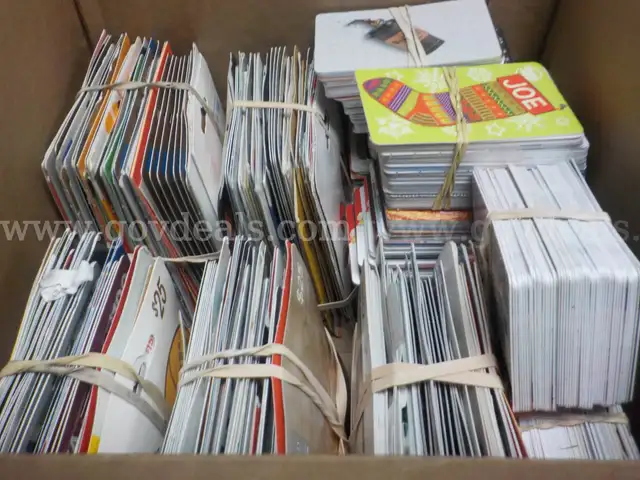 General Merchandise: &#x22;Gift Cards&#x22; Approx &#x22;800&#x22; (JUL25-G0006)