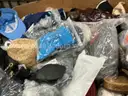 Apparel: Manually Sorted &#x22;Shoes, Handbags and Totes&#x22; (JUL25-1685X)