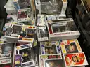 Collectibles: &#x22;Figurines&#x22; (JUL25-1884X)
