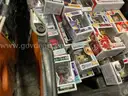 Collectibles: &#x22;Figurines&#x22; (JUL25-1884X)