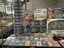 Collectibles: &#x22;Trading Cards&#x22; (JUL25-H047)