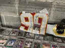 Collectible: Sport cards &#x26; Memorabilia (JUL25-H048)