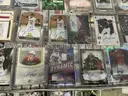 Collectible: Sport cards &#x26; Memorabilia (JUL25-H048)