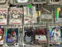 Collectible: Sport cards &#x26; Memorabilia (JUL25-H048)