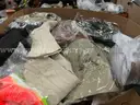 Apparel: Manually Sorted &#x22;Shoes, Handbags and Totes&#x22; (AUG25-0214X)