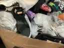 Apparel: Manually Sorted &#x22;Shoes, Handbags and Totes&#x22; (AUG25-0823X)