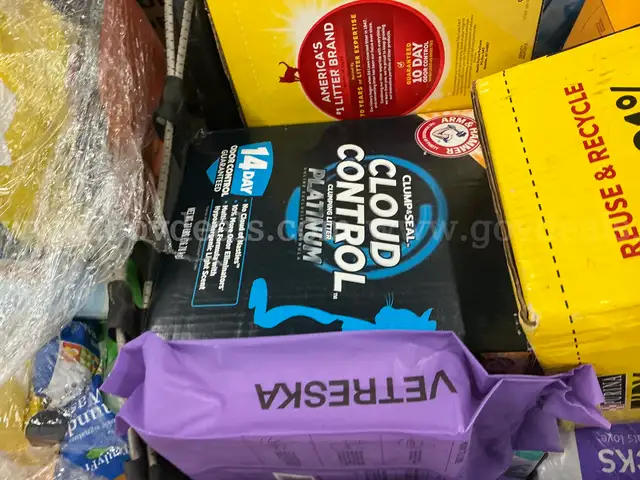 General Merchandise: &#x22;Assorted&#x22; Absorbents and Cat Litter (AUG25-1122)