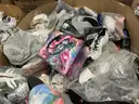 Apparel: Manually Sorted &#x22;Shoes, Handbags and Totes&#x22; (AUG25-1167X)