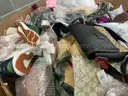 Apparel: Manually Sorted &#x22;Shoes, Handbags and Totes&#x22; (AUG25-1270X)