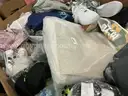 Apparel: Manually Sorted &#x22;Shoes, Handbags and Totes&#x22; (AUG25-1365X)