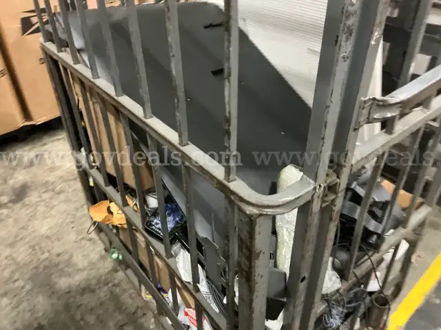 Electronics &#x22;Salvageable&#x22; (AUG25-1383)
