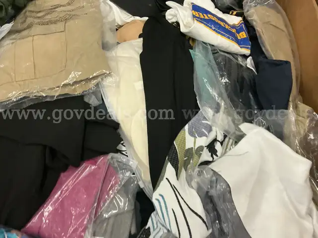 Apparel: &#x22;Clothes&#x22; (AUG25-1654)