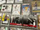 Collectible: Sport cards &#x26; Memorabilia (AUG25-H046)