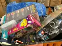 Collectibles: &#x22;Toys, Games and Puzzles&#x22; (AUG25-1796X)