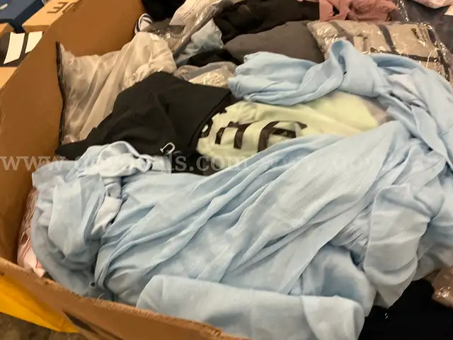 Apparel: &#x22;Clothes&#x22; (AUG25-1817)