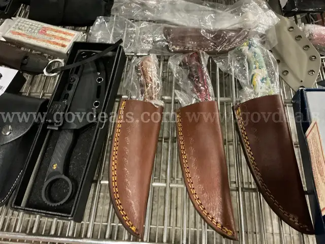 Collectibles: &#x22;Knives and Miscellaneous Accessories (AUG25-H053)