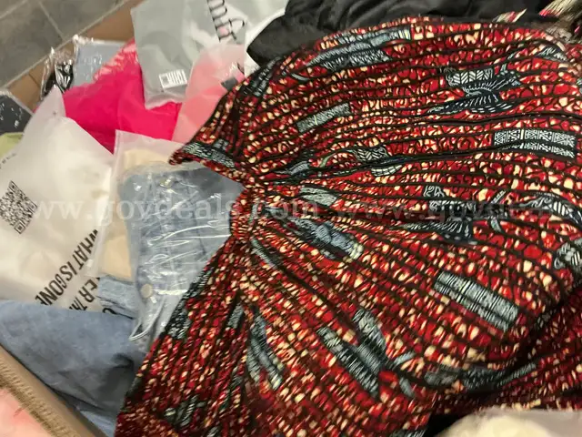 Apparel: &#x22;Clothes&#x22; (AUG25-1835)