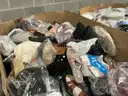 Apparel: Manually Sorted &#x22;Shoes, Handbags and Totes&#x22; (AUG25-1960X)