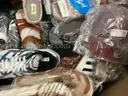 Apparel: Manually Sorted &#x22;Shoes, Handbags and Totes&#x22; (AUG25-1960X)