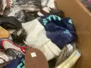 Apparel: Manually Sorted &#x22;Shoes, Handbags and Totes&#x22; (AUG25-2047X)