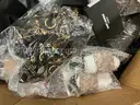 Apparel: Manually Sorted &#x22;Shoes, Handbags and Totes&#x22; (SEP25-0071)
