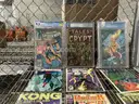 Collectibles: Comics&#x22; (SEP25-H001)