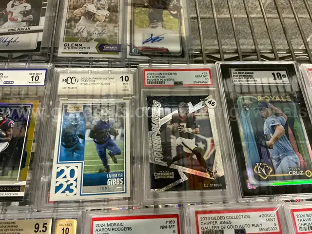 Collectible: Sport cards &#x26; Memorabilia (SEP25-H008)