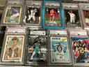 Collectible: Sport cards &#x26; Memorabilia (SEP25-H008)