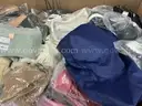 Apparel: Manually Sorted &#x22;Shoes, Handbags and Totes&#x22; (SEP25-0490X)