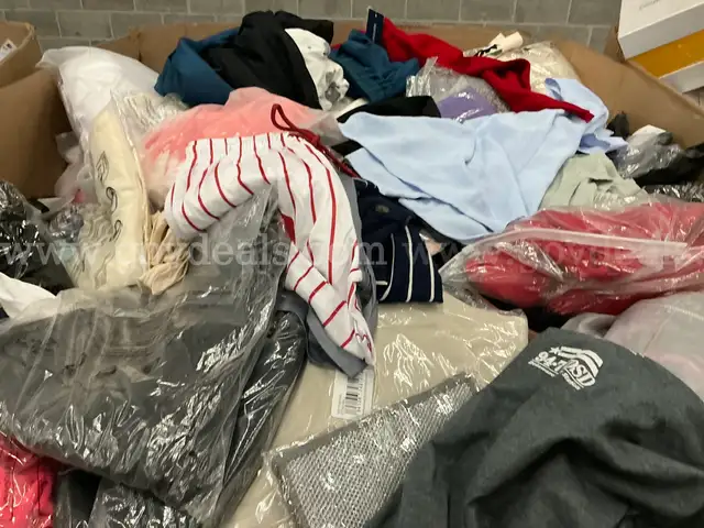 Apparel: &#x22;Clothes&#x22; (SEP25-0820)