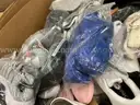 Apparel: Manually Sorted &#x22;Shoes, Handbags and Totes&#x22; (SEP25-0822X)