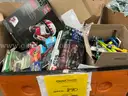 Collectibles: &#x22;Toys, Games and Puzzles&#x22; (SEP25-0890X)