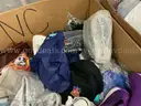 Apparel: Manually Sorted &#x22;Shoes, Handbags and Totes&#x22; (SEP25-1061X)