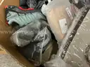 Apparel: Manually Sorted &#x22;Shoes, Handbags and Totes&#x22; (SEP25-1215X)