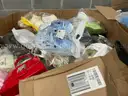Apparel: Manually Sorted &#x22;Shoes, Handbags and Totes&#x22; (SEP25-1270X)