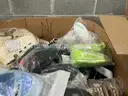 Apparel: Manually Sorted &#x22;Shoes, Handbags and Totes&#x22; (SEP25-1270X)