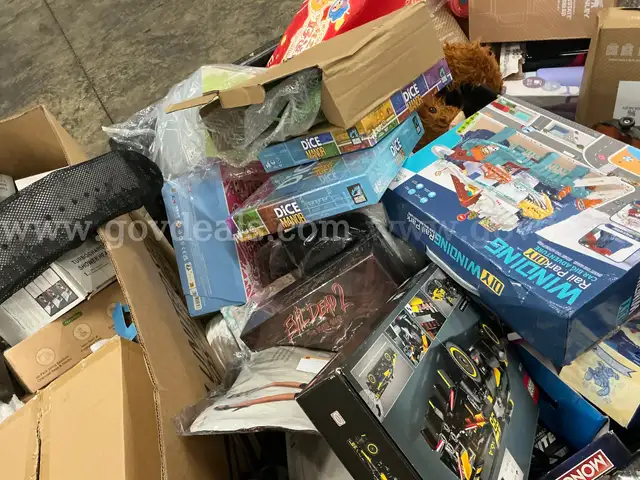 Collectibles: &#x22;Toys, Games and Puzzles&#x22; (OCT25-0969X)
