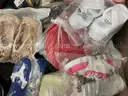 Apparel: Manually Sorted &#x22;Shoes, Handbags and Totes&#x22; (OCT25-0991X)