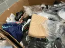 Apparel: Manually Sorted &#x22;Shoes, Handbags and Totes&#x22; (OCT25-1178X)