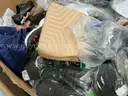 Apparel: Manually Sorted &#x22;Shoes, Handbags and Totes&#x22; (OCT25-1178X)