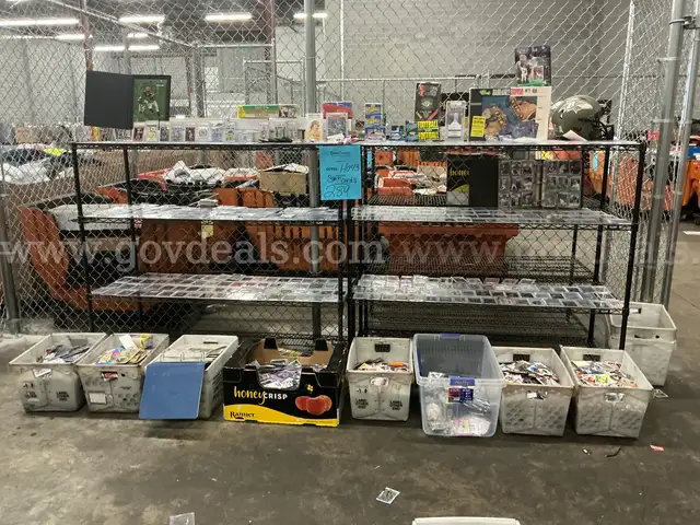 Collectible: Sport cards &#x26; Memorabilia (OCT25-H043)